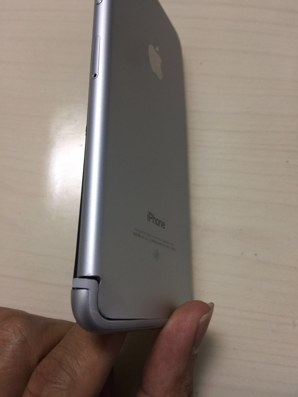 iphone7换电池教程图解（苹果7手机电池更换步骤）