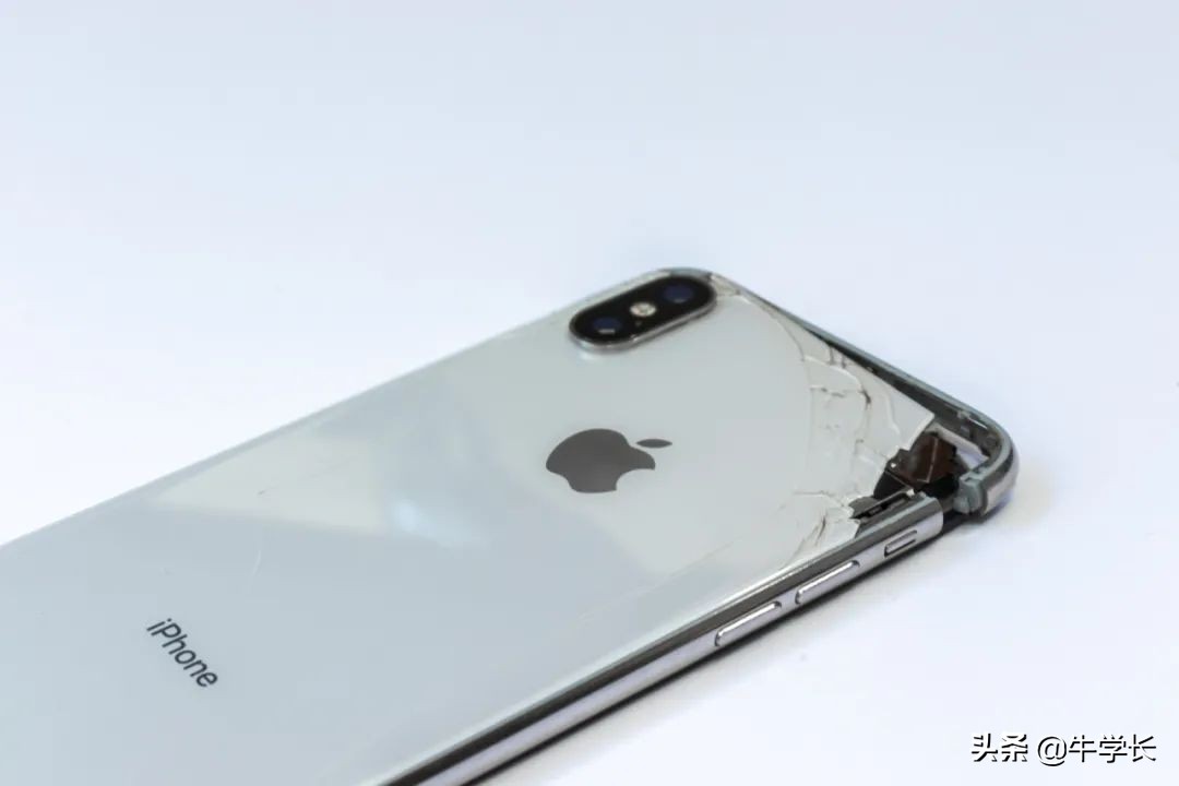 iphone7开不了机出现白苹果多少钱修好（iphone7无限重启原因）