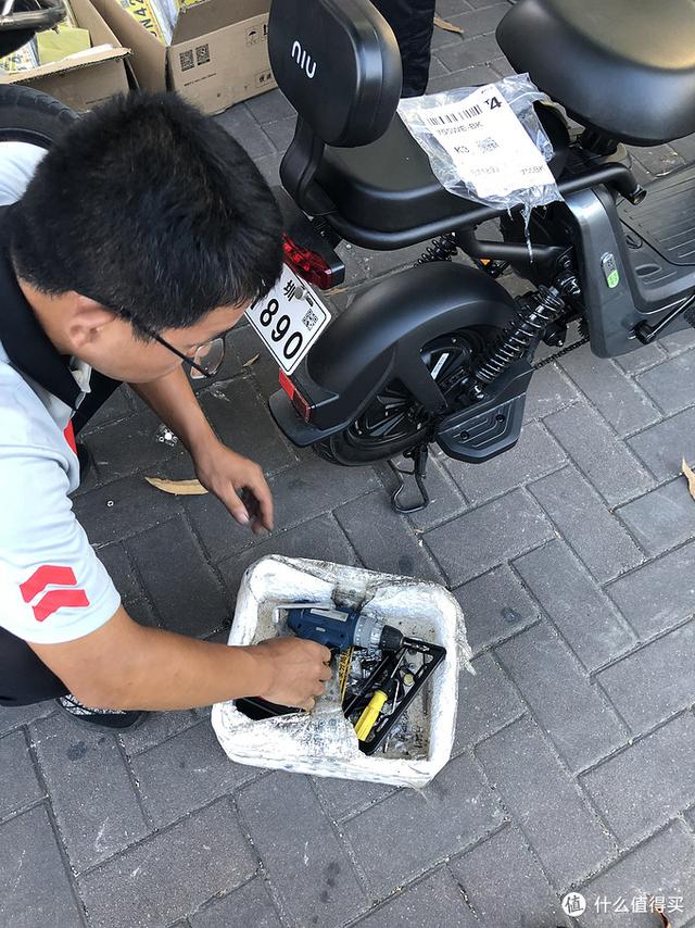 小牛电动车测评（这款电动车才是你的首选）