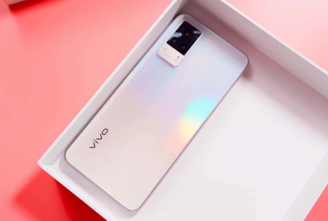 vivo s9配置参数详情（2023年新款vivo手机）