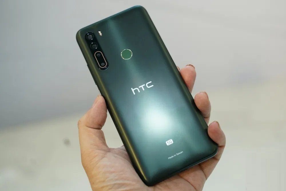 htc什么型号的手机好用（HTC最新发布的2款手机介绍）